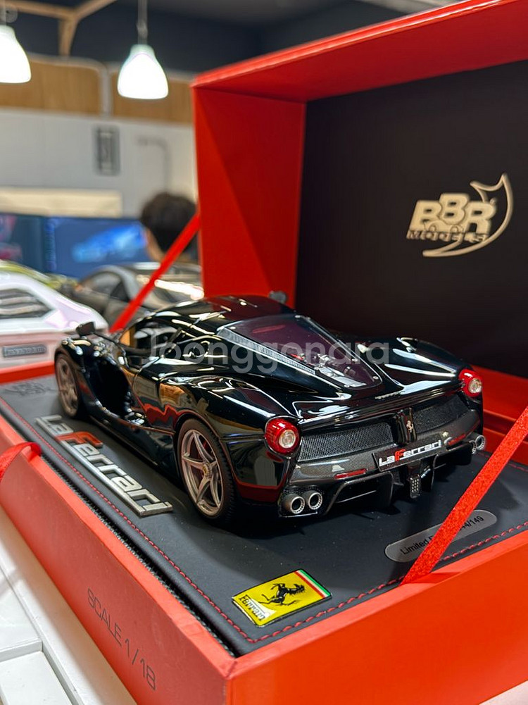1/18 BBR 라페라리 블랙/블랙 루프 베이스--1