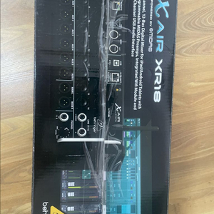 베링거 X Air XR18 믹서