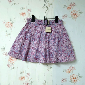 새것) 버버리 여아 스커트 12Y 152cm