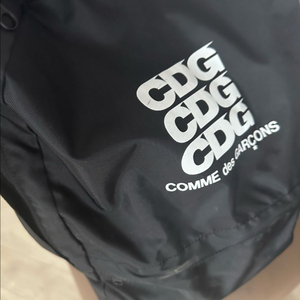 cdg백팩팝니다