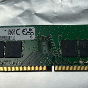 삼성 DDR4 32GB 메모리 양면 팝니다.