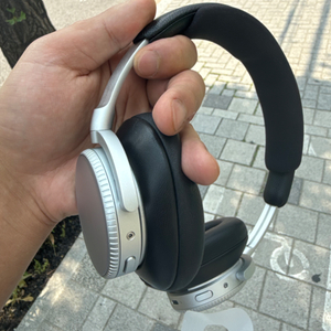 뱅앤울룹슨 헤드셋 H100 팝니다