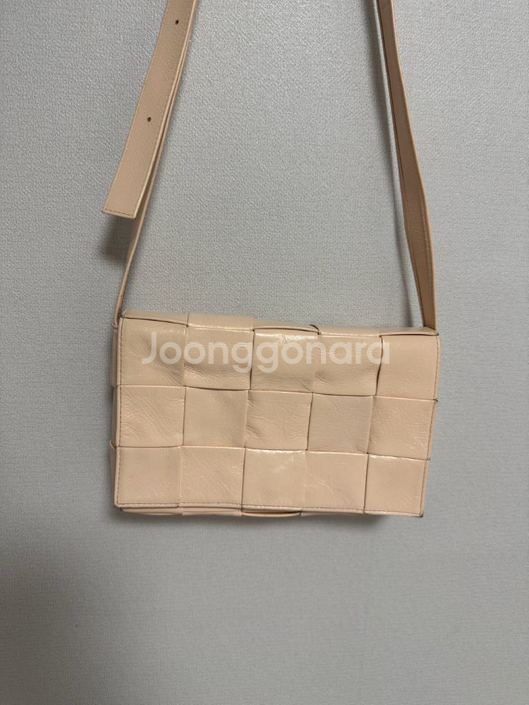 보테가베네타 카세트백--0