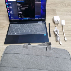 새상품급 삼성 갤럭시 노트북 360 + 펜 + 가방