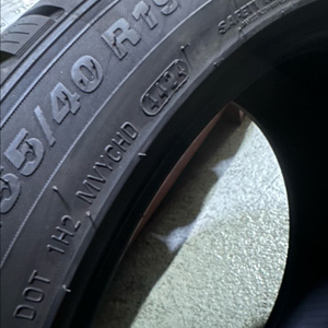 금호 윈터크래프트wp72 255/40/R19 S급
