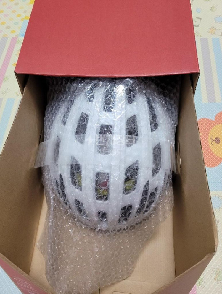 스페셜라이즈드 프로페로3센서 밉스 자전거 헬멧 이미지