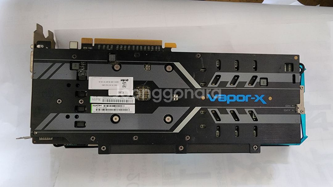 사파이어 R9 290 Vapor-X 4G 그래픽 카드--2
