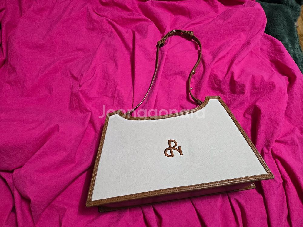 디어니스 가방 디어니스백 (브라운)--9