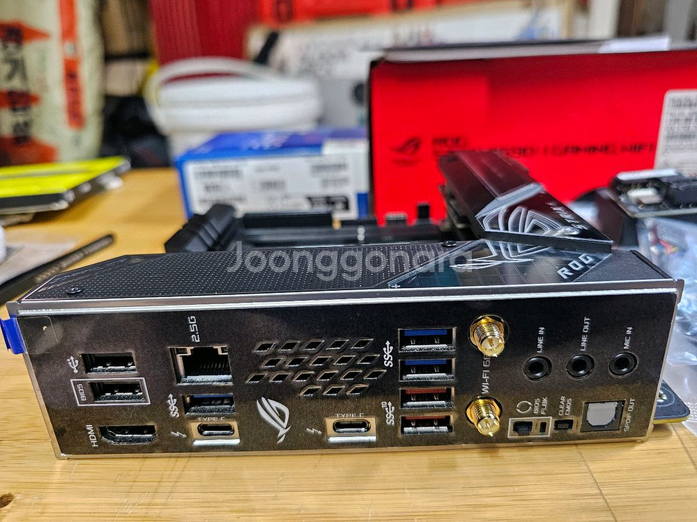 ITX ASUS ROG STRIX Z690-I WiFi--4