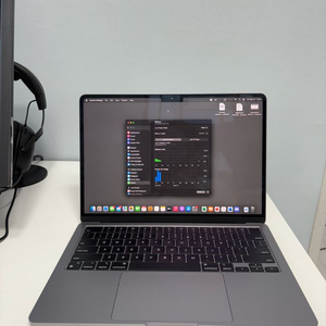 MacBook Air M2 2022년 (8GB RAM)
