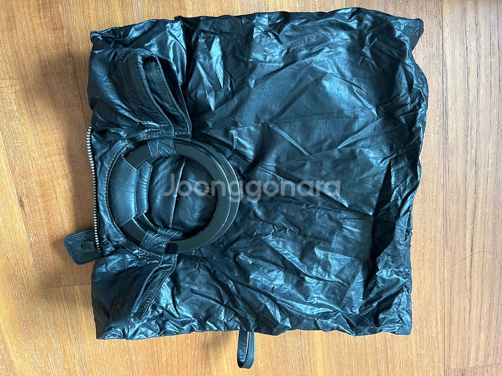 디젤 스터드 장식 정품 가방--2