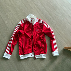 아디다스 빨간 져지 트랙탑