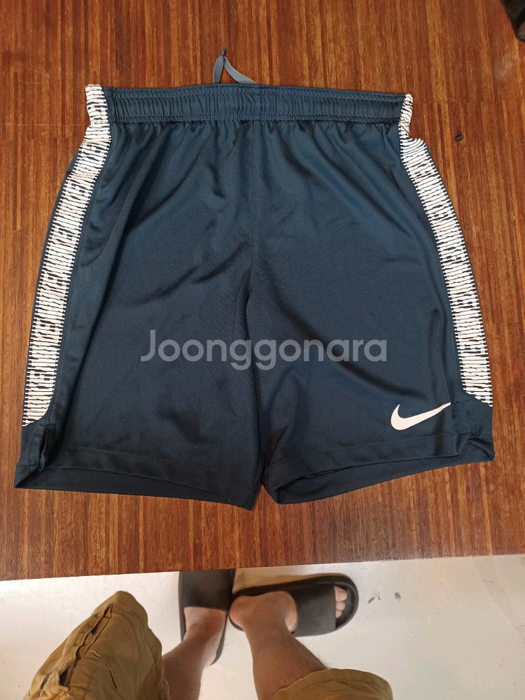나이키 드라이핏 사이드로고 트랙 스쿼드 반바지 m--0