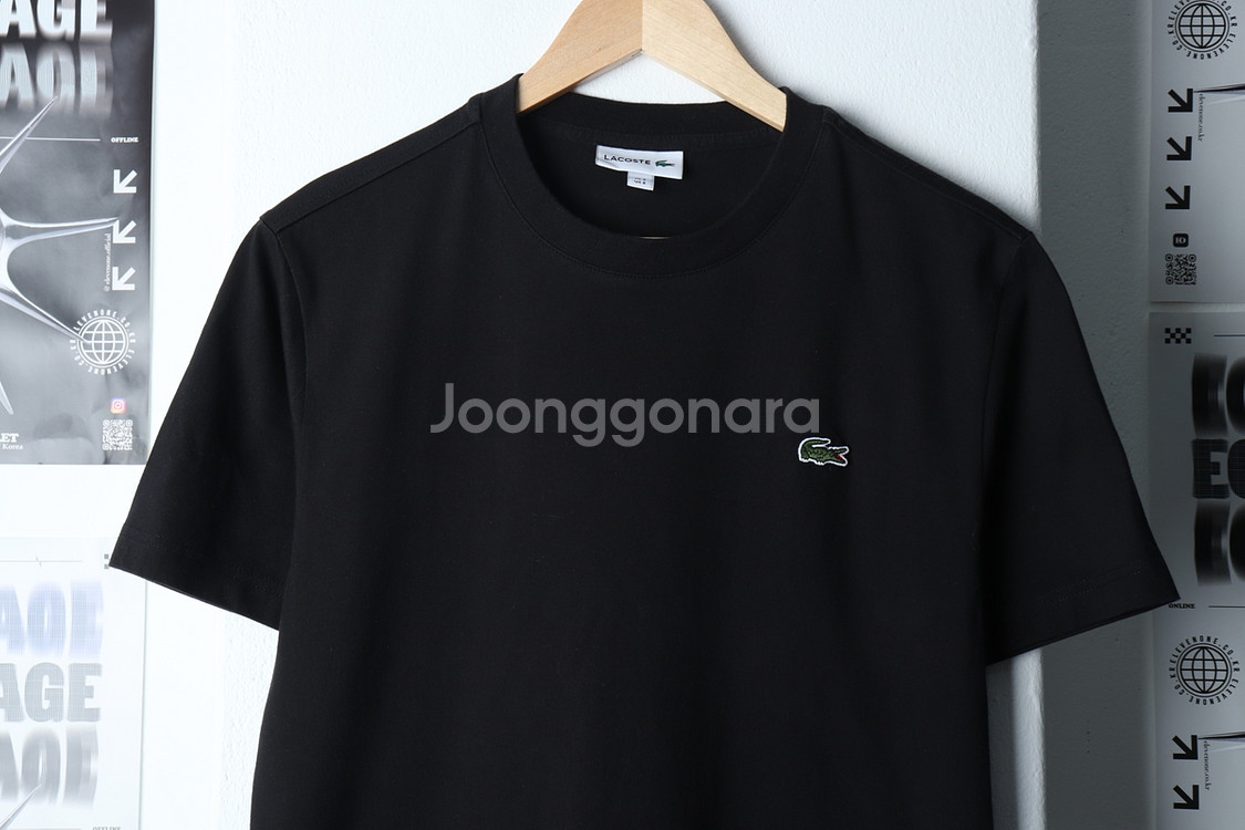 (M) 라코스테 반팔 티셔츠 블랙 올드스쿨 한정판--1