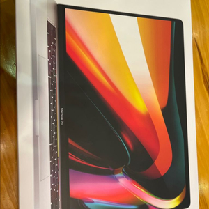 맥북프로2019 i9 / 32B / 1TB /5500M