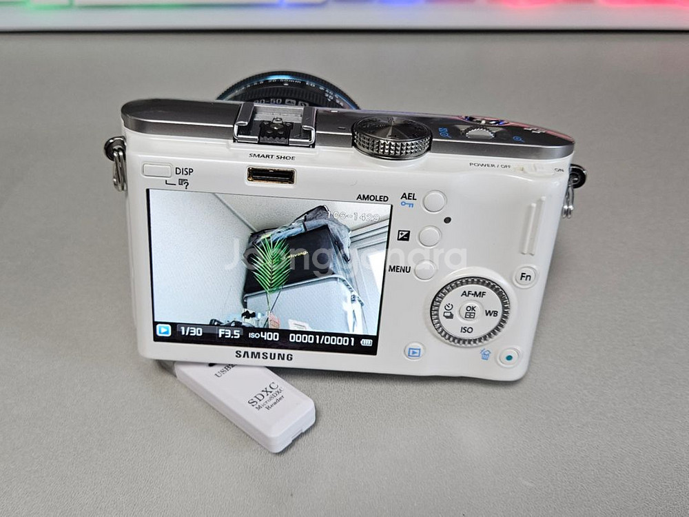 삼성 NX100 화이트 하이엔드 디카 저렴히 정리--3