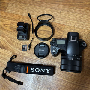 소니 RX10M3 카메라 판매합니다