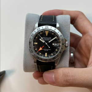 Hroudland 1655 GMT 시계 판매합니다