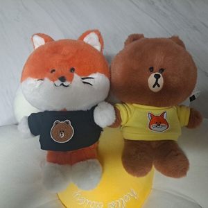 메종키츠네 라인프렌즈 한정판 인형