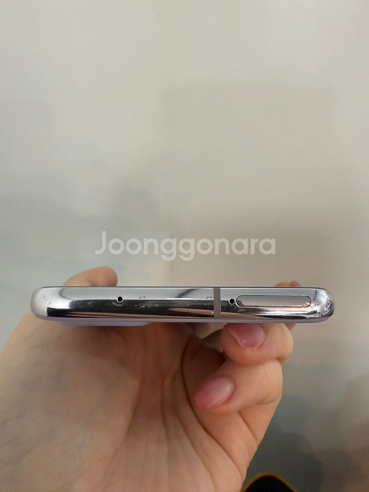 갤럭시퀀텀2 128GB 바이올렛/ Y811--3