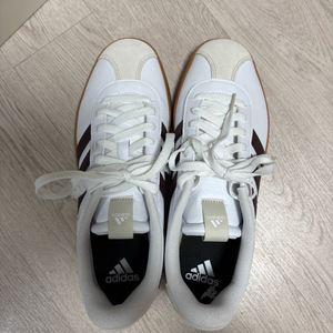 아디다스 코트 베이스 스니커즈 275mm