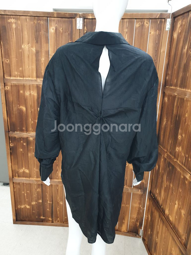 여성 루즈핏 블랙 포인트 롱 트임 시스루 편안한 패션--2
