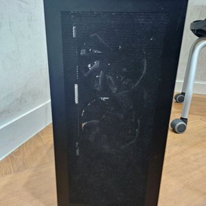 조립컴퓨터 본체 팝니다! i7-13700,gtx1660