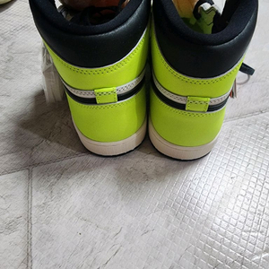 조던 1 OG 일렉트로 라임 265 새상품