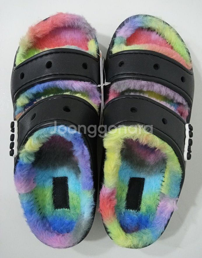 크록스 클래식 코지 샌들 260--0