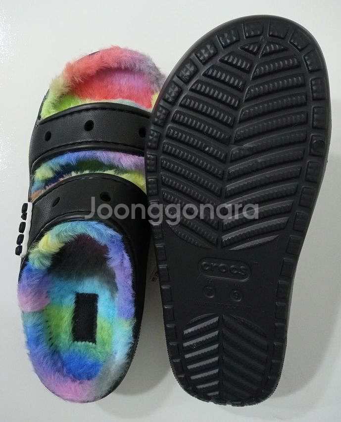 크록스 클래식 코지 샌들 260--4