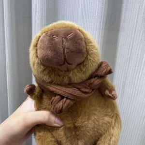 귀여운 플라스틱 카피바라 인형