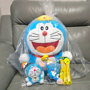 (일괄)도라에몽 왕관 45cm대형인형 키링 세트