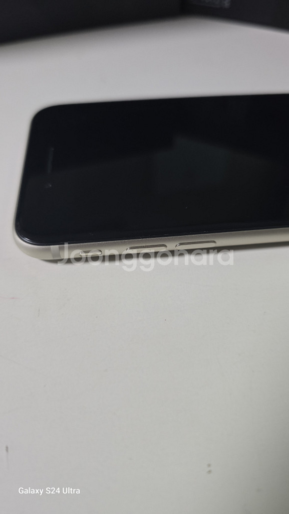 iPhone SE(3세대)--3