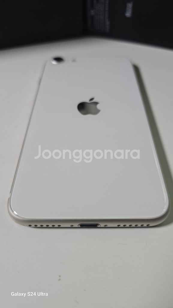 iPhone SE(3세대)--0