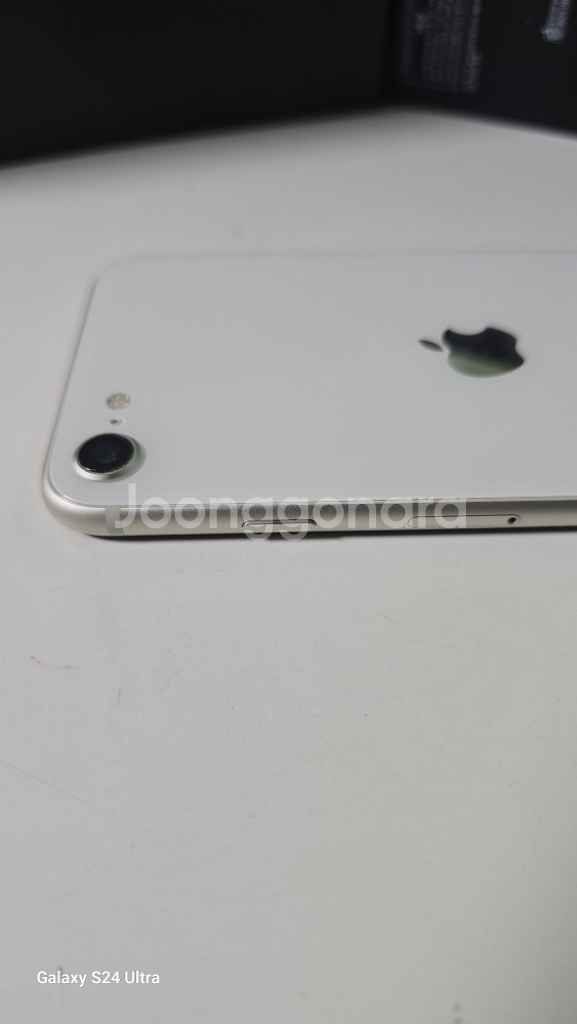iPhone SE(3세대)--11