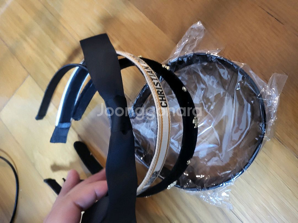 브랜드 헤어밴드 전부 25000원--5