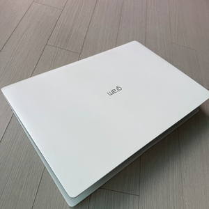 LG그램 17 i7