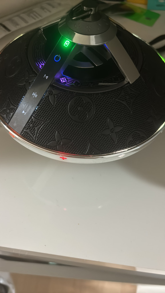 루이비통 호라이즌 블루투스 스피커 이미지