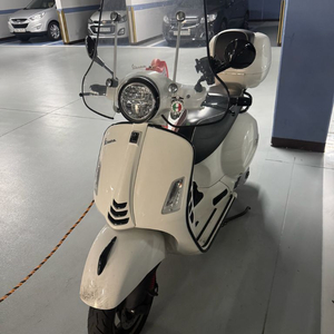 베스파 gts 125 2020년식 블랙에디션