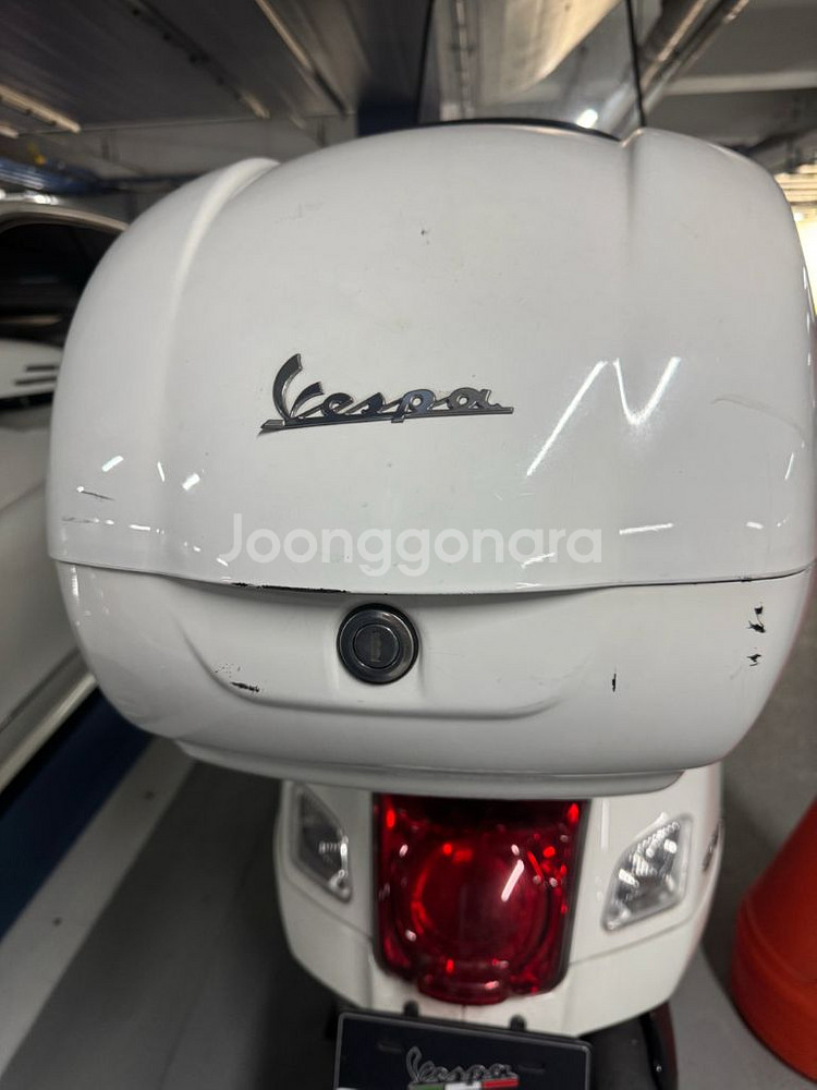 베스파 gts 125 2020년식 블랙에디션--2