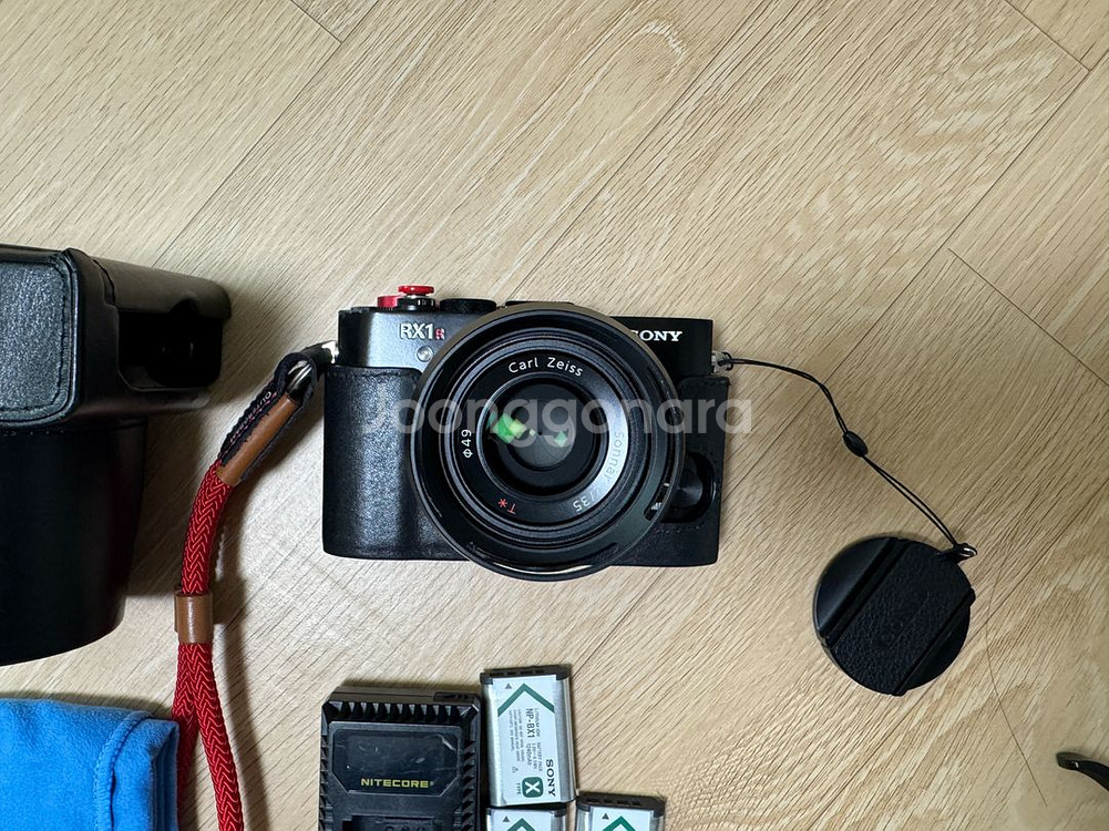 소니카메라 rx1r2 풀구성 판매--1
