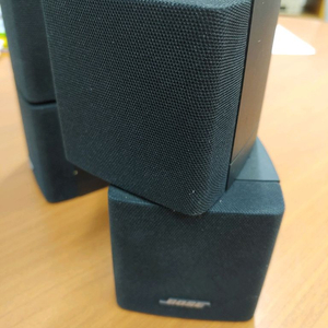 BOSE 듀얼큐브와 스피커스탠드 각 1조