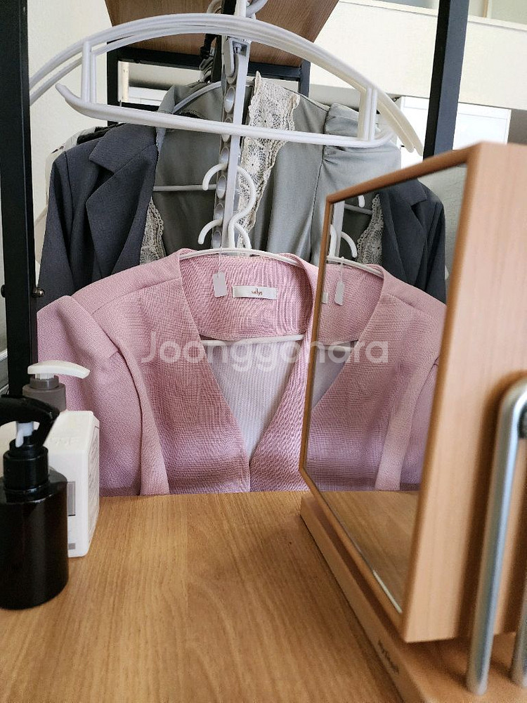 리얼미 거울--1