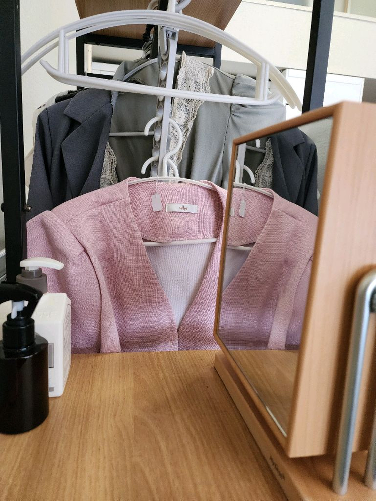 진짜 내 모습을 보는 리얼미 거울--1