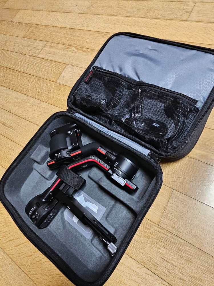 DJI RS2 Pro Combo 카메라 짐벌 스테빌라이 이미지