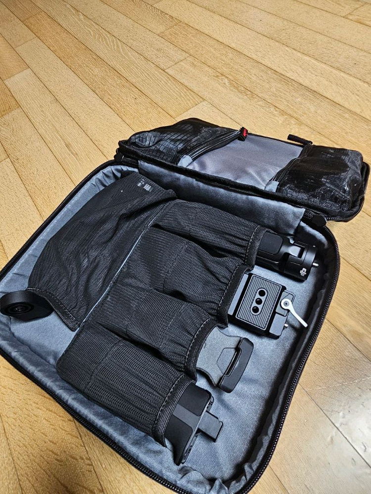 DJI RS2 Pro Combo 카메라 짐벌 스테빌라이 이미지