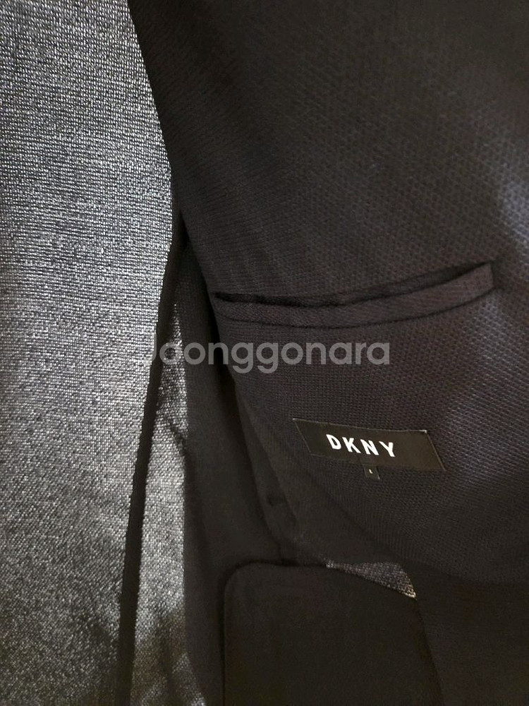정품 DKNY 네이비 투버튼 남자 여름자켓 105사이즈--1