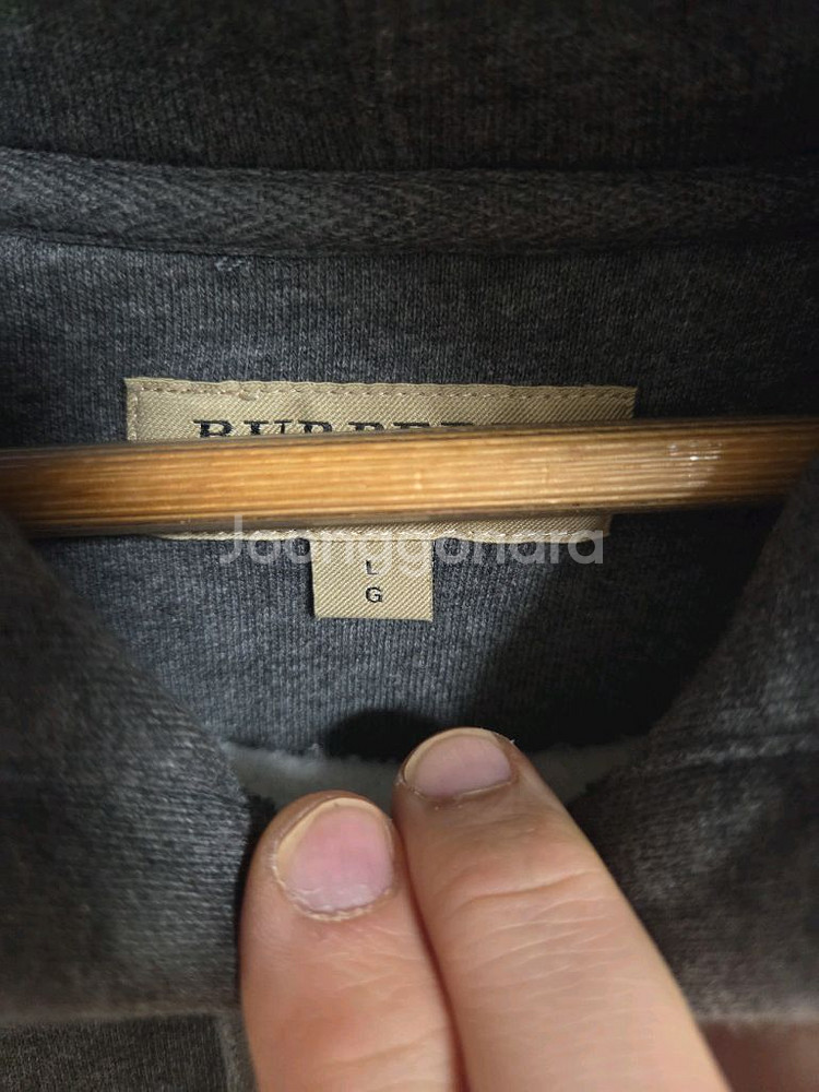 정품 버버리 남자후드 그레이 컬러 L/G(100~105--5