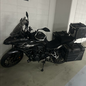 베넬리 trk 502X 오토바이 gs 삼박스