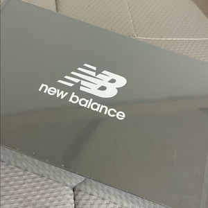 뉴발란스 740v2 네이비 화이트
